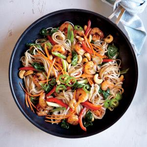 chili-garlic-shrimp-noodle-stir-fry-ck